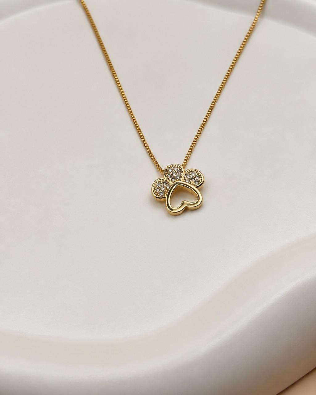 Colar Patinha Coração Cravejado Banhado a Ouro 18k